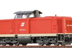 70032