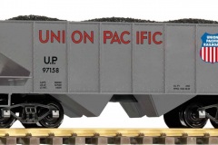 38960
