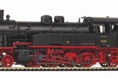47136
