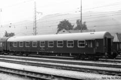58568