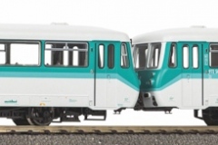 52896