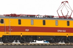 97528