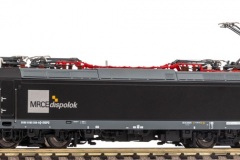 40585