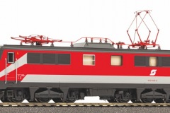 21725