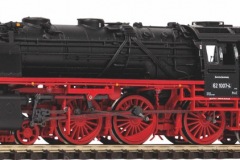 47142