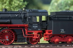 T25019_4